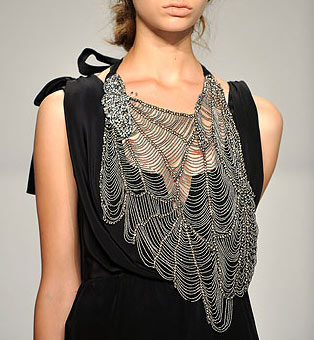 Vera Wang spider web necklace for Spring 2010