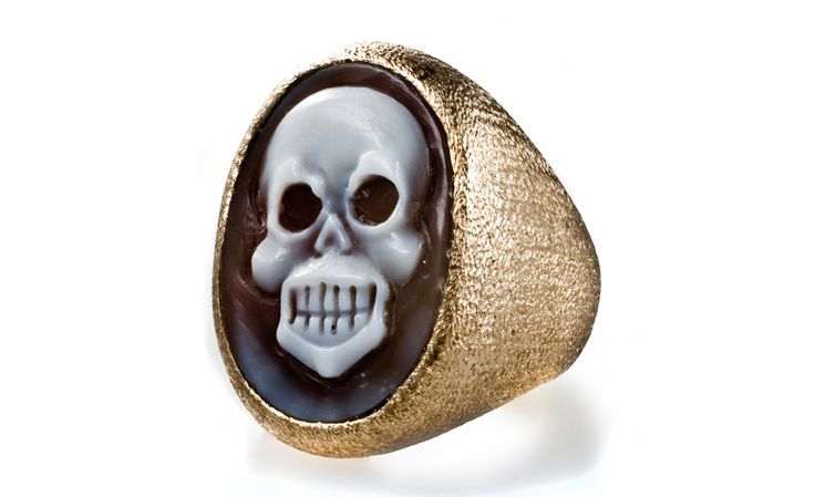 Skull cameo ring by Amadeo