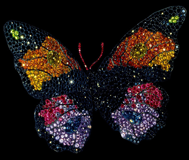 Butterfly-Brooch-1994_JAR- Butterfly Brooch by JAR, sapphire, fire opal, ruby, amethyst, garnet, diamond, silver and gold, 1994. Photo by Katharina Faerber, courtesy of JAR.