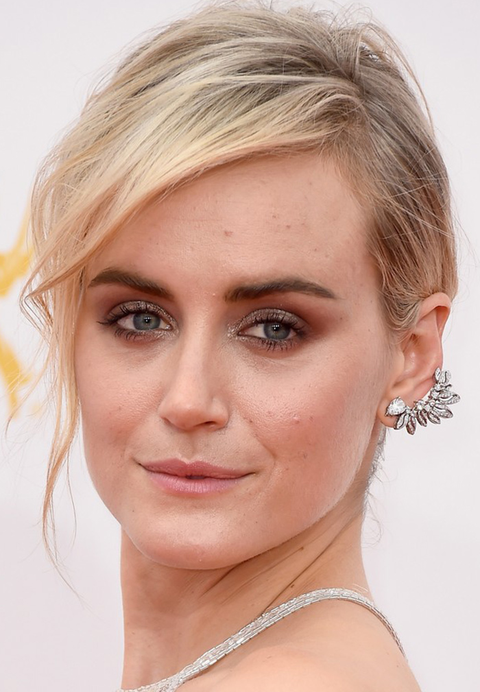 Taylor Schilling wears Forevermark earrings to the 2014 Emmys