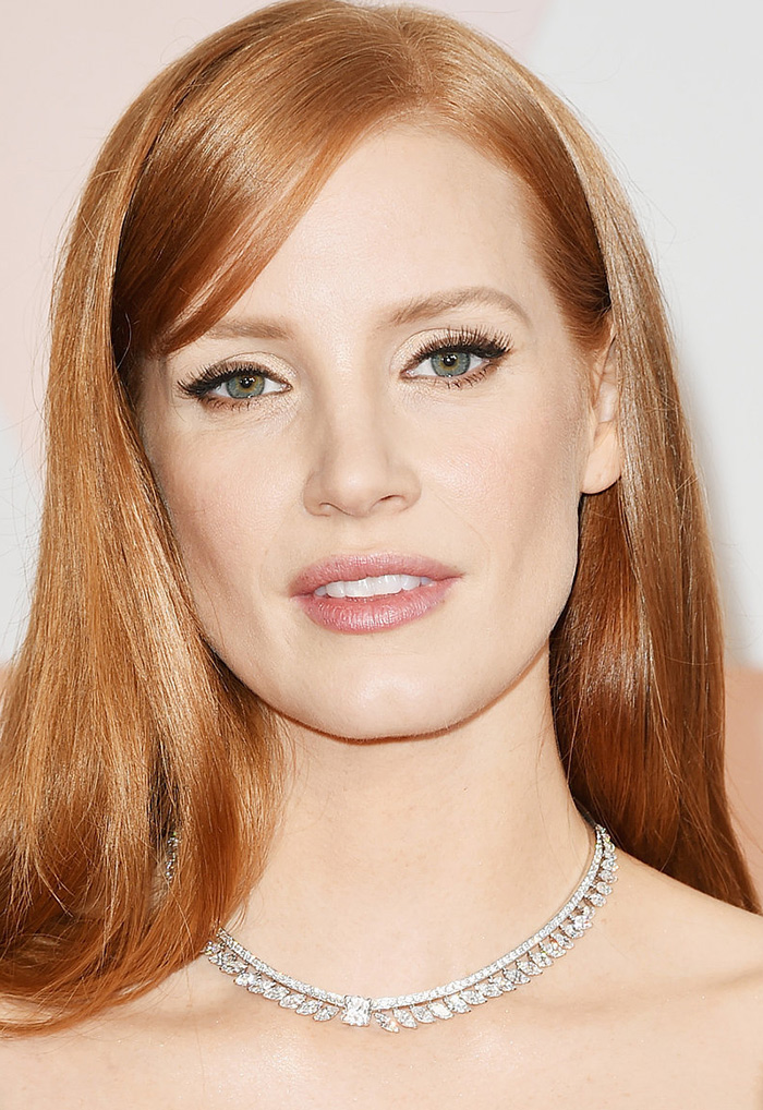 Jessica Chastain wears Piaget to the 2015 Oscars