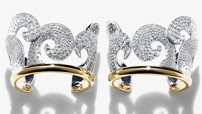 Tiffany & Co cuffs worn by Emma Stone to the 2015 Oscars