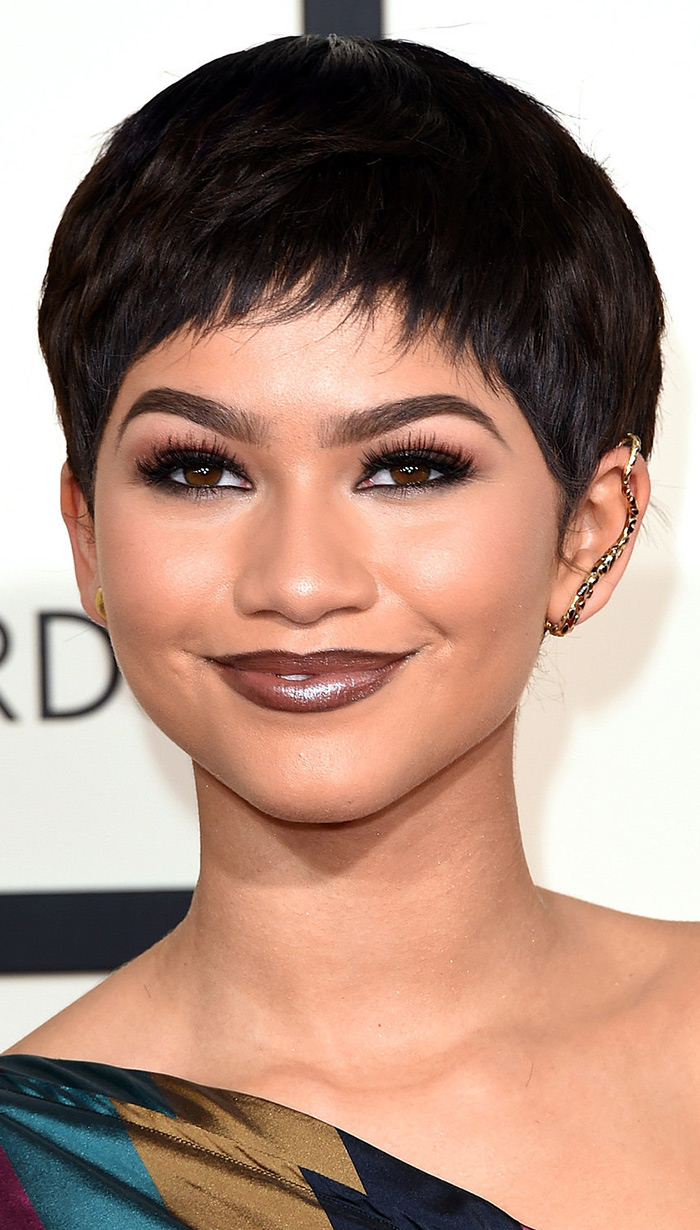 Zendaya wears Jack Vartanian ear climber to the 2015 Grammy Awards