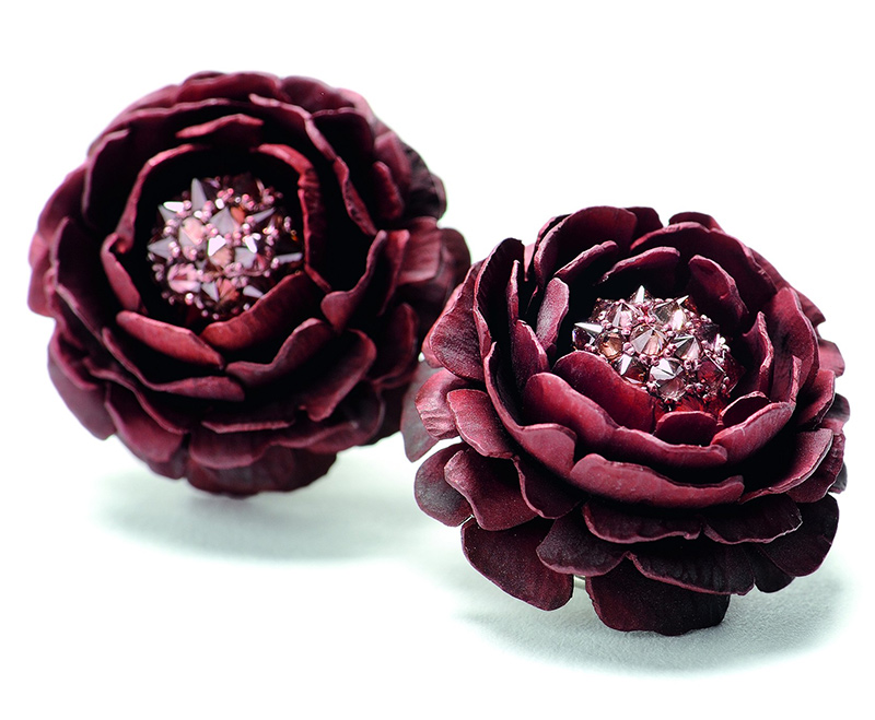 Aluminum and pink diamond earrings by Hemmerle