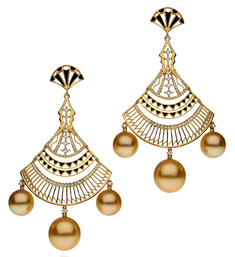 Metropolitan Earrings with golden South Sea pearls by Autore