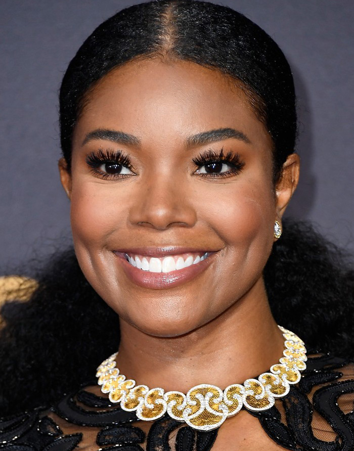 Gabrielle Union wears a Buccellati necklace to the 2017 Emmys